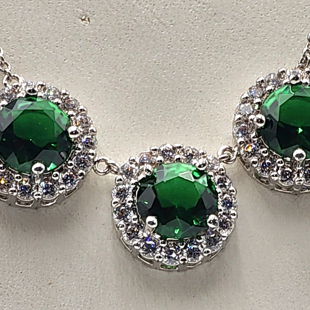 4.50 ct Emerald Designer Necklace Sterling Silver 18" Chain